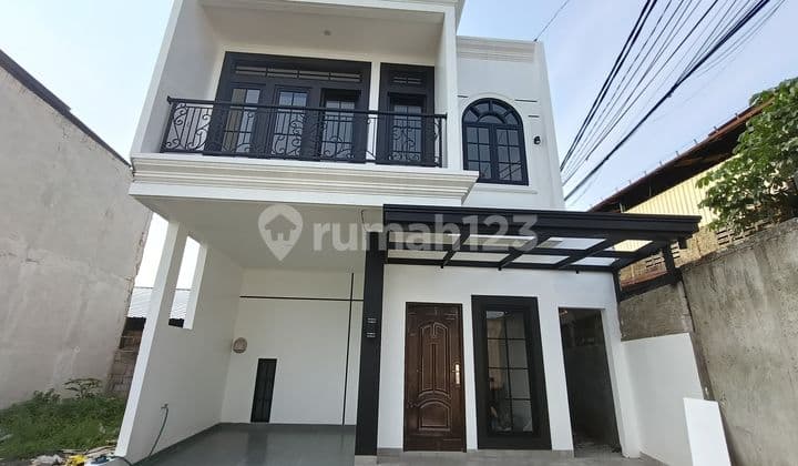 Rumah Eropa Classik 2 Lantai Siap Huni.dekat Mako Brimob
