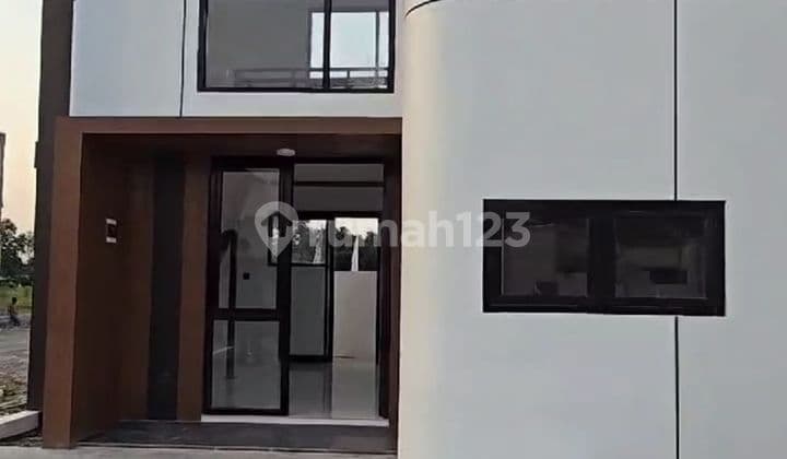 New Mezzanine Model House in Citaville Pedurungan