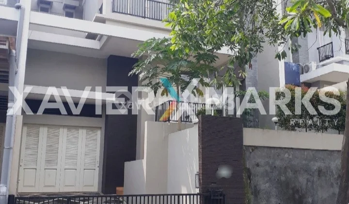 RUMAH DISEWAKAN DI CANDI GOLF