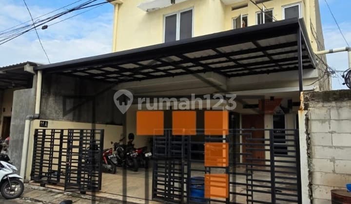 Rumah Kos Aktif di Tengah Kota