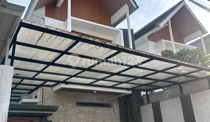 Rumah 2 Lantai With Pool One Gate System di Gunung Salak Denpasar Barat