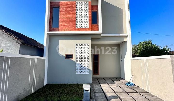 Rumah Baru 2 Lantai Murah 1Man di Denpasar Gatsu Timur