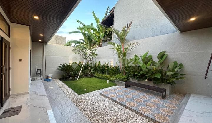 RUMAH HOMEY MEWAH NYAMAN ASRI DI RENON BALI