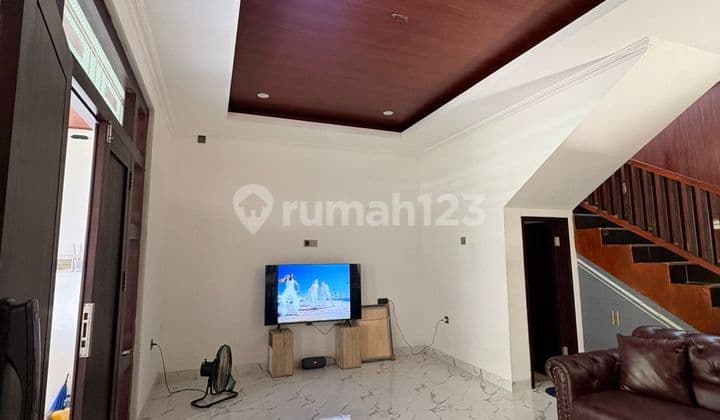 Ready-to-occupy, furnished 2-story secondary house in Mumbul, Nusa Dua.