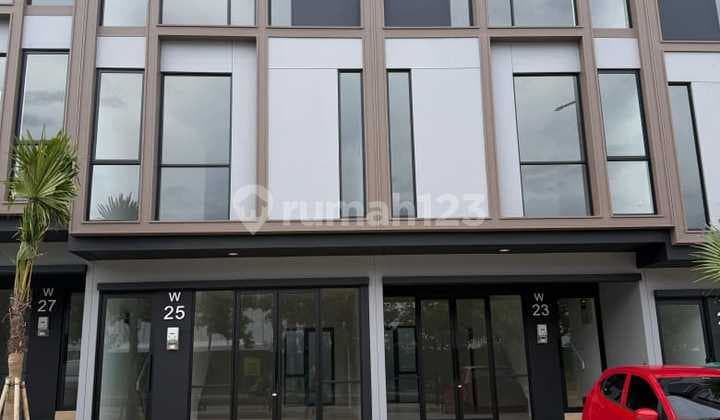 Disewakan Ruko 3 Lantai Lippo Cikarang Kondisi Baru Hand Over