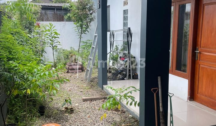 Rumah Di Taman Cibaduyut Indah Tengah Kota Dekat Ke Mekar Wangi