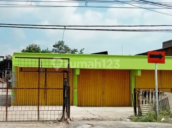 Ruko Strategis di Rancaekek Bangunan Luas Siap Pakai Dekat Jalan