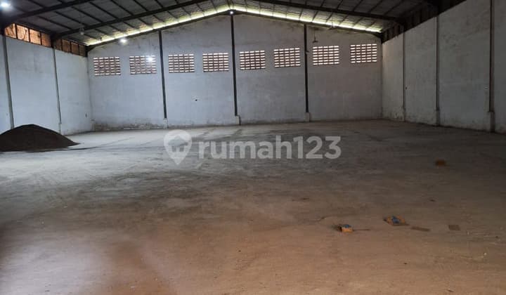 Gudang Nanjung Di Margaasih Akses Masuk Truk Dekat Ke Tol