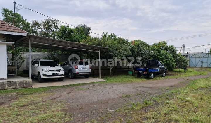 Pabrik di Jalan Raya Sapan Majalaya Bandung Dekat Tol Padaleunyi