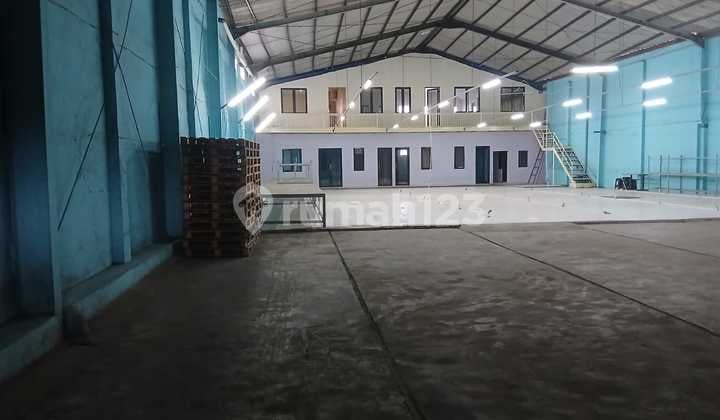 Gudang di Cileunyi 2 Lantai Cocok untuk Usaha Dekat Tol Cileunyi