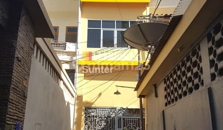 Rumah Jual, Cocok Untuk Usaha Online, Tamansari Jakarta Barat