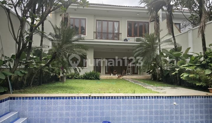 Disewakan Rumah Bagus Siap Huni Area Kemang