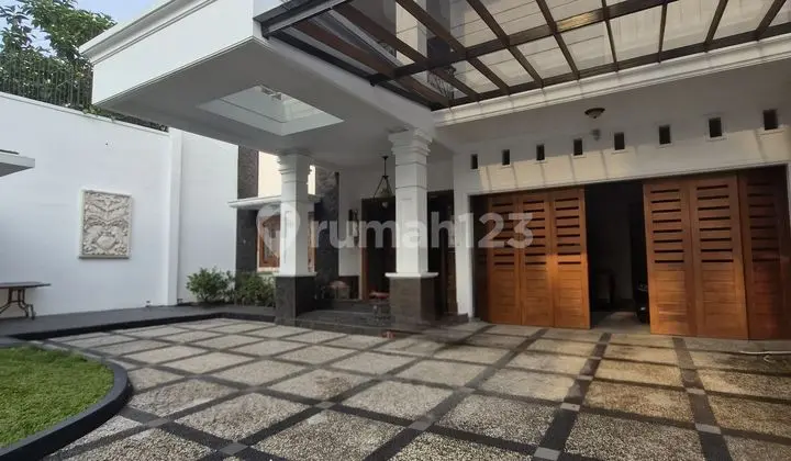 EN: For Rent: Renovated House in Kemang, Semi-Furnished, Negotiable