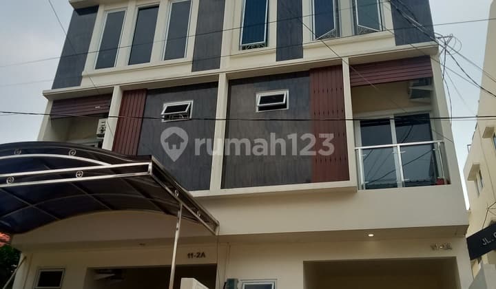 Rumah Baru Minimalis Modern 2lantai Di Cempaka Putih Jakpus