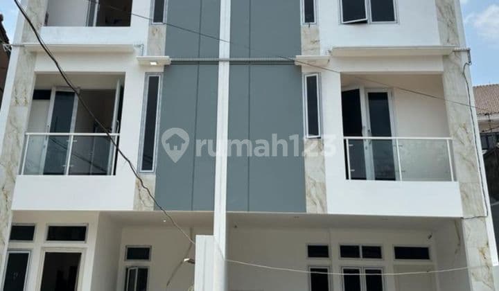 Rumah Mewah Minimalis Modern 3 Lt di Cempaka Putih Jakpus