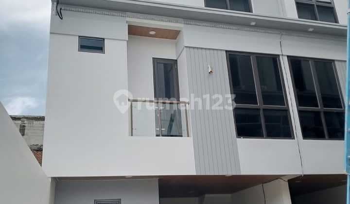 Rumah Baru Minimalis Modern 3lt Di Gunung Sahari Kemayoran Jak-pus
