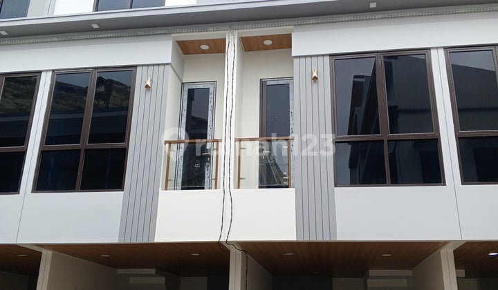 Rumah Baru Minimalis Modern 3lt Di Jl Kran5 Gunung Sahari Jakarta Pusat