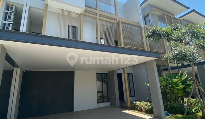 Rumah Baru 4 Kamar Mewah Strategis BSD City Eonna