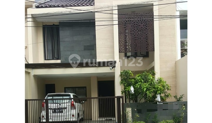Rumah cantik dijual Pondok Indah, Lokasi sangat strategis