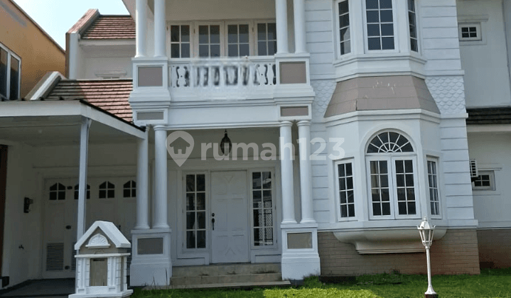 Rumah Bagus 2 Lantai, Di Kota Wisata, Siap Huni