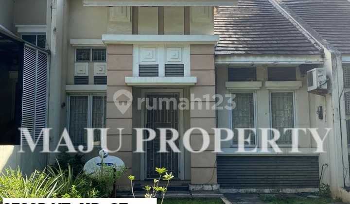 Rumah Minimalis di Kota Wisata, Dalam Cluster