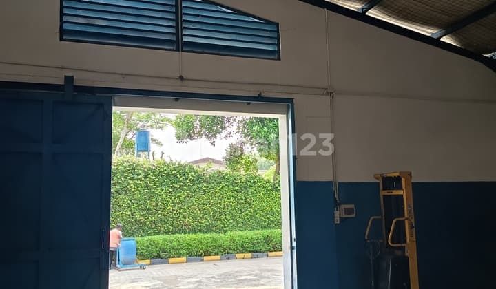 Di Sewakan Gudang di Karawaci Tangerang Pinggir Jalan Strategis