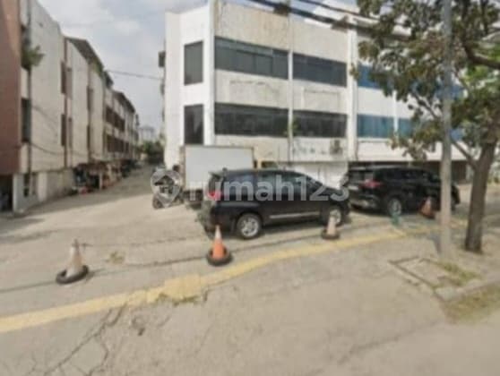 Ruko Gandeng 9 Unit Pinggir Jalan di Lodan Ancol Strategis