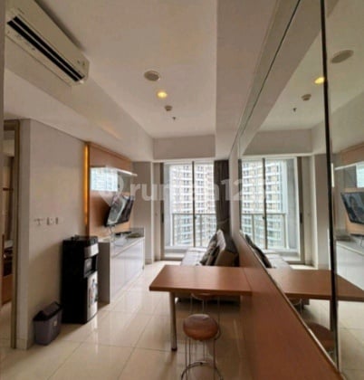 Apartemen Taman Anggrek Residence Tower Dafoddil View Pool Bagus