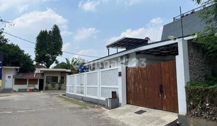 Dijual Rumah Hook, Furnish Tanah Luas Di Taman Galaxy, Bekasi