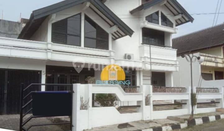 Rumah Bagus siap pakai SHM 2 Lantai di Srondol Utara