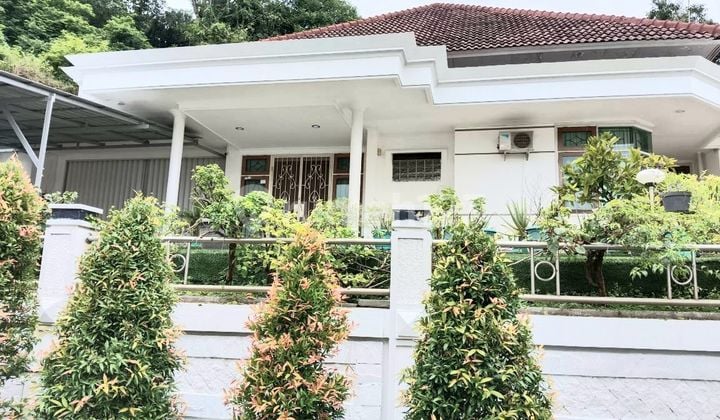 Rumah SHM Bagus full furnish nuansa pegunungan di Papandayan