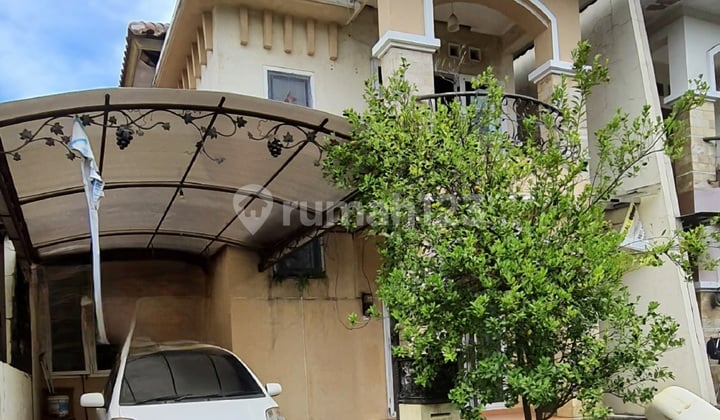 Disewakan Rumah Butuh Minim Renovasi SHM di Puri Anjasmoro