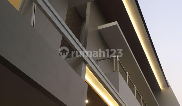 Dijual Rumah Mewah Exclusive di Tengah Kota