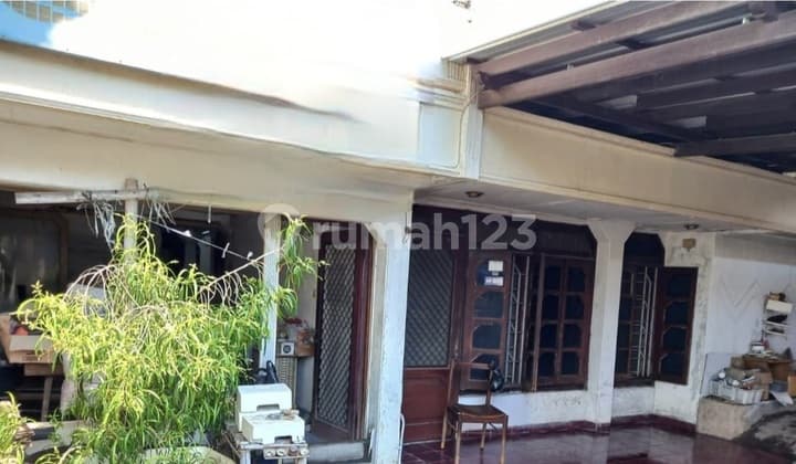 Dijual Rumah Butuh Minim Renovasi SHM di Tanah Mas