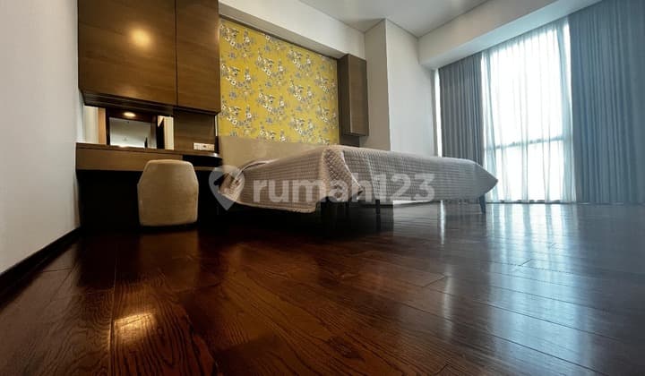 Strategic Kuningan Apartment - High Floor With City View