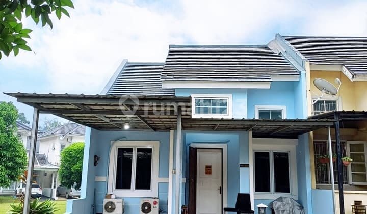 Rumah Minimalis Siap Huni Sebelah Taman Kota Wisata