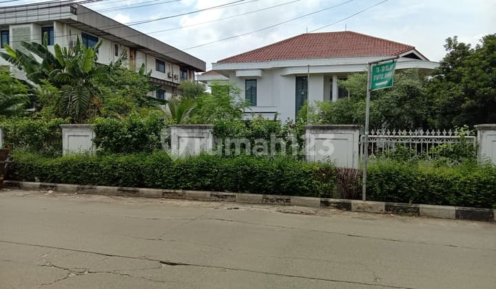 Rumah Mewah Strategis Raya Kemang Jaticempaka Bekasi di JUAL