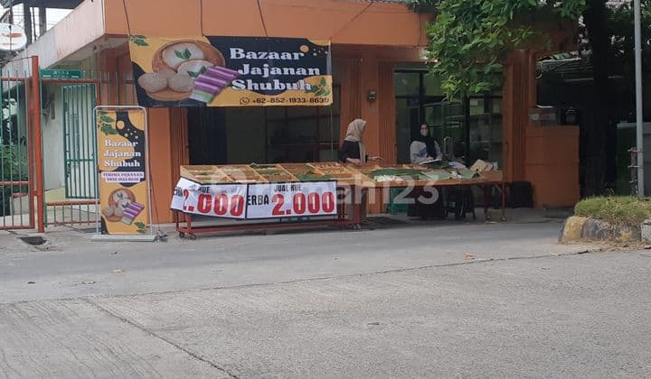 Rumah Hook Strategis berikut Ruko Bumi Mutiara di JUAL