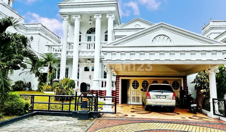 Quick Sale Luxury House on Boulevard Legenda Wisata Cibubur