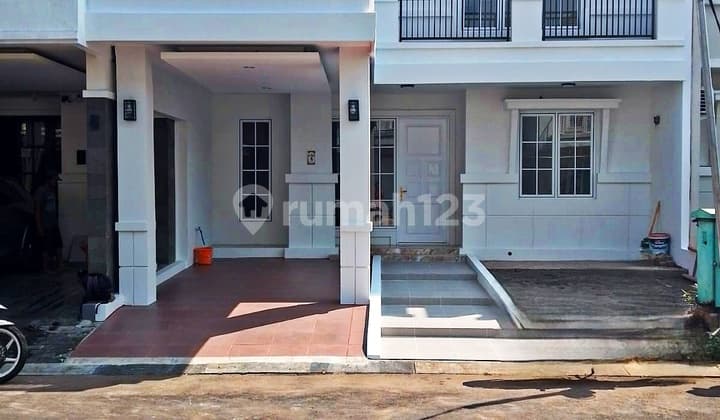 Rumah 2 Lantai Siap Huni Kota Wisata Cibubur Di Jual Cepat