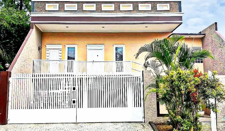 Rumah Mewah Ada Kolam Renang Scnd Boulevard Kota Wisata Cibubur