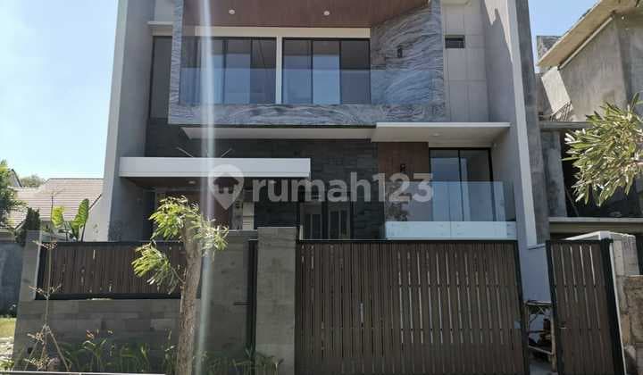 Dijual Rumah Baru Gress Mewah Split Level Woodland Citraland Surabaya Barat