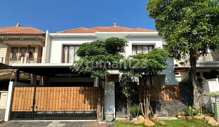 Dijual Rumah Mewah Tropical Minimalis Graha Famili Surabaya Barat