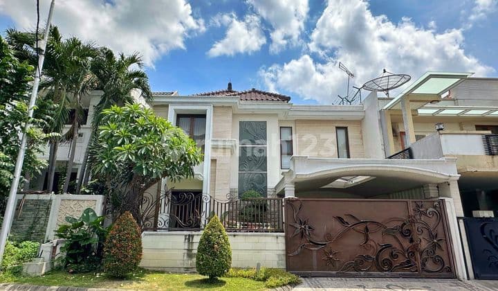 Dijual Rumah Modern Minimalis 2 Lantai Pakuwon Indah Surabaya Barat