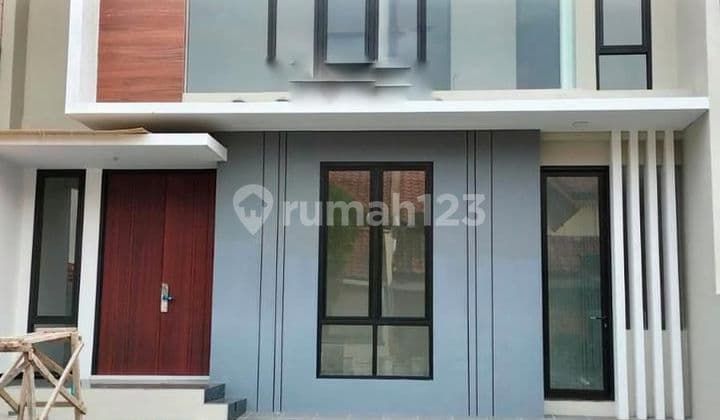 Dijual Rumah Baru Gress Siap Huni Citraland Utama Surabaya Barat