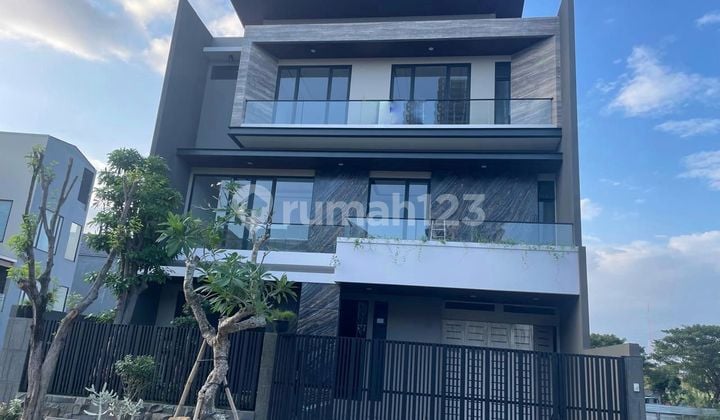 For Sale Brand New Luxurious 3-Story House in West Surabaya Citraland