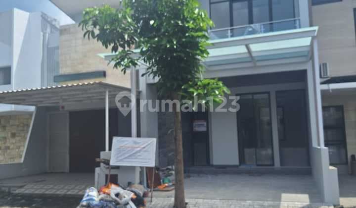 Rumah Minimalis Baru Gres Mocca Vrbana Dian Istana Surabaya Barat