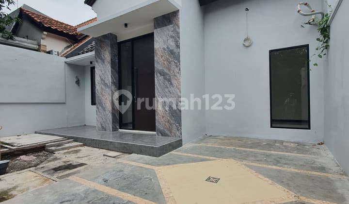 Rumah Fully Renov Siap Huni Model Attic Taman Puspa Raya Surabaya Barat, Surabaya
