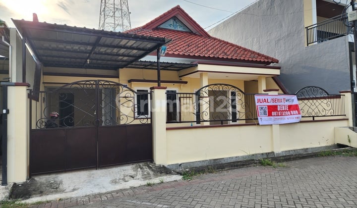 Rumah Villa Bukit Permai Lokasi Strategis Dekat Mall Row Jalan Lebar Surabaya Barat