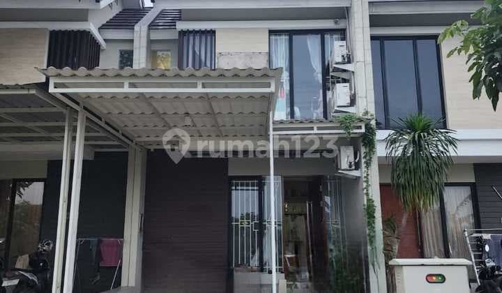 Rumah Northwest Lake Citraland Surabaya Barat